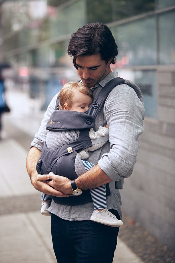 One of your most important baby soothing tools – your baby carrier