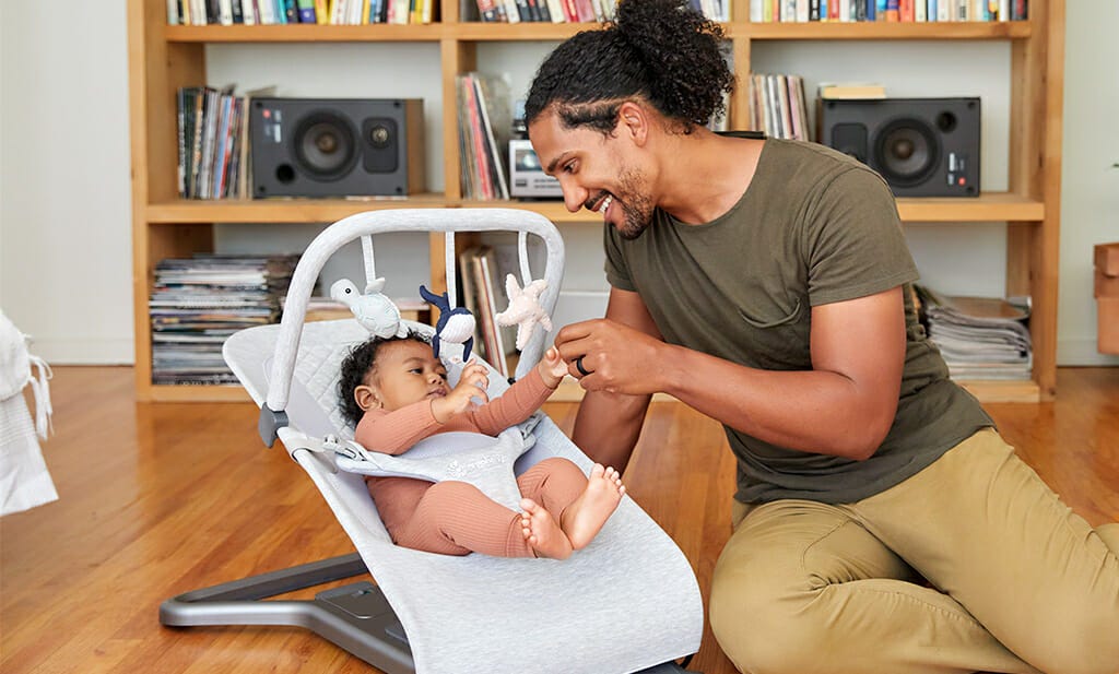 Ergonomic, safe and comfortable. How to spot a good baby bouncer. Part 3.