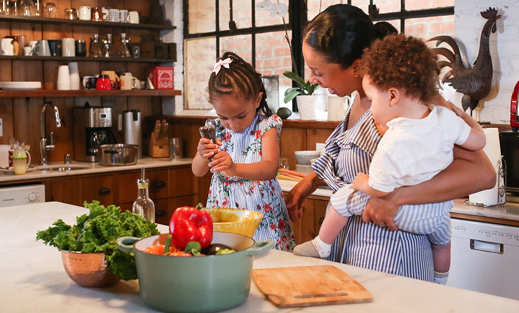 Cooking with children 